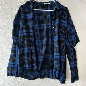 BOUTIQUE Distressed Flannel